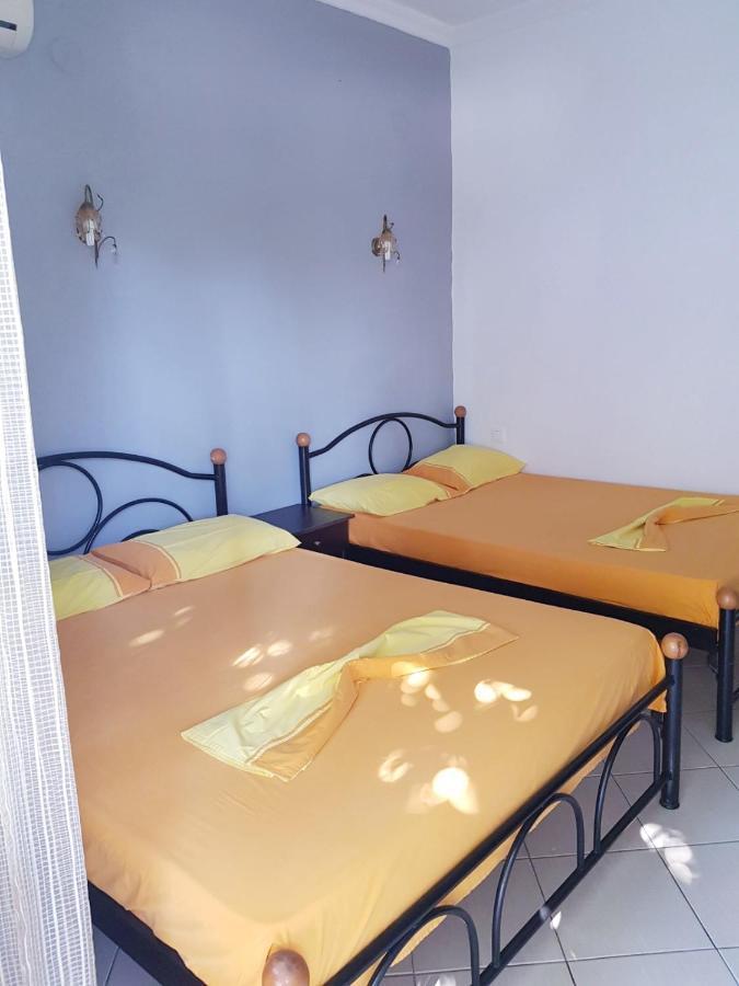 Konstantinos-Elli Rooms Vrasná Exterior foto